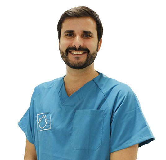 Doctor Dentista de Implantes Dentales José Luis Calero de Clínica Silos Bormujos