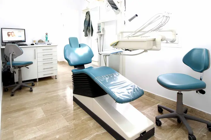 Gabinete de Clínica Dental Silos en Bormujos