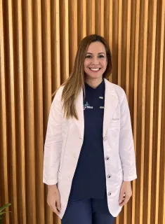 Dra. Amalfi Mármol — Clínica Dental Silos Bormujos